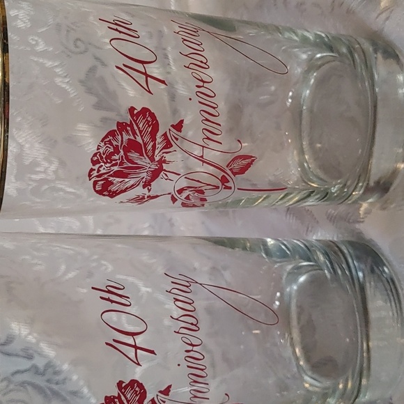 1960s 40th Anniversary Tumblers - Picture 3 of 4